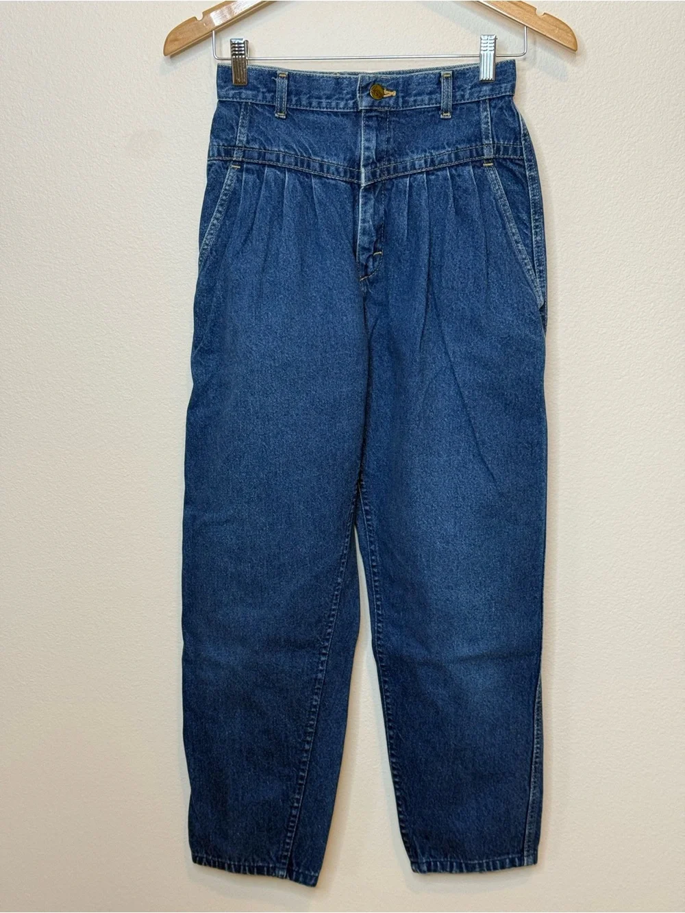 Vintage Lee 90’s High Waisted Tapered Leg Jean 9